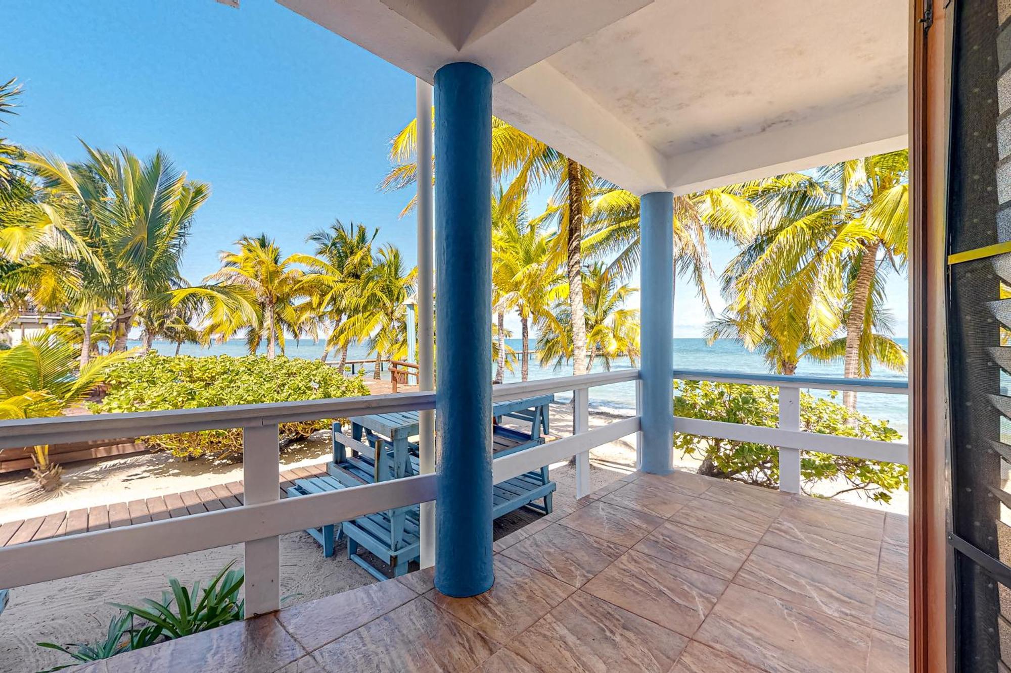 Beachside Villas Gold Standard Certified Placencia Стая снимка