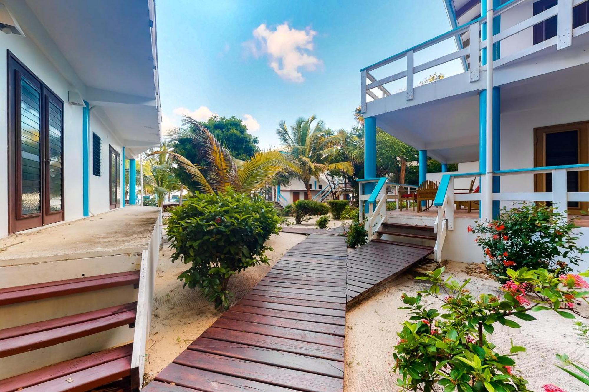 Beachside Villas Gold Standard Certified Placencia Стая снимка